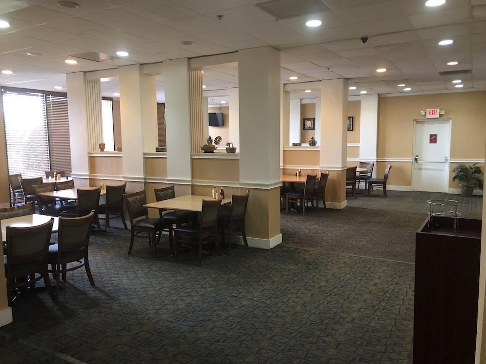 Wyndham Garden Atlanta Airport Hotel College Park Eksteriør billede
